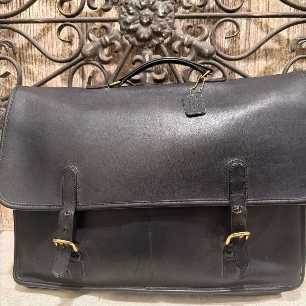 HP🌺RaRE COACH VINTAGE Classic Black Leather Briefcase